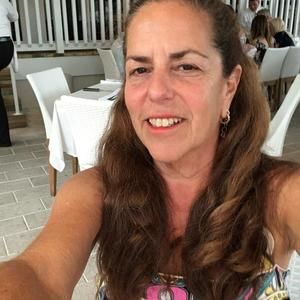 Meet your Posher, Linda